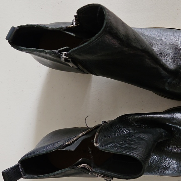 Lucky Brand Black Leather Ankle Boots - Picture 9 of 9